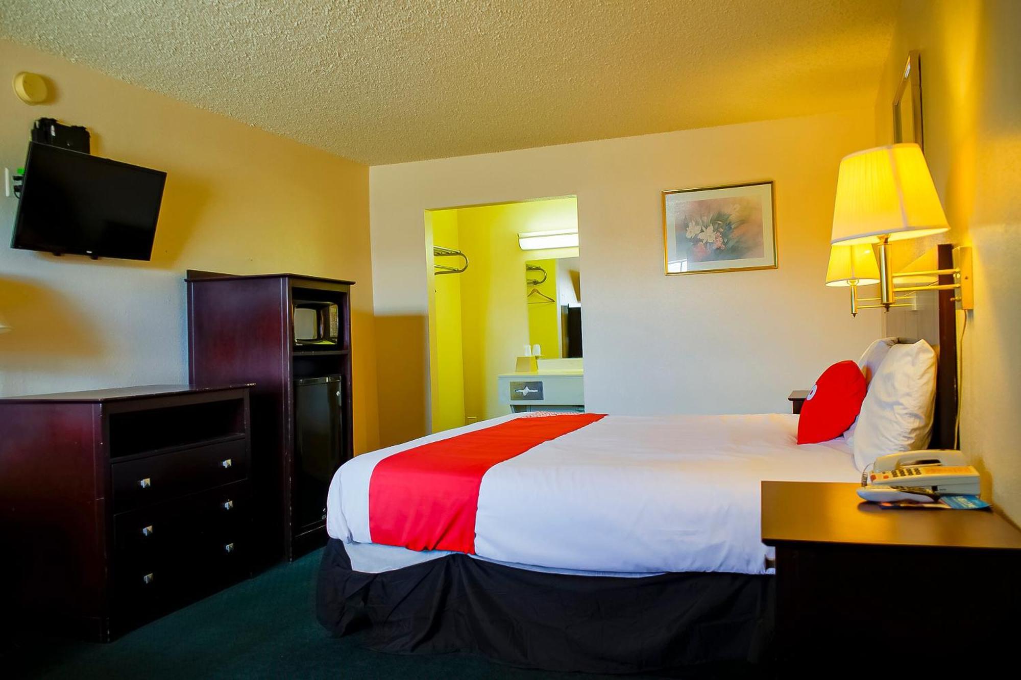 Duncan Inn By Oyo, Ok - Hwy 81 Near Chisholm Casino מראה חיצוני תמונה